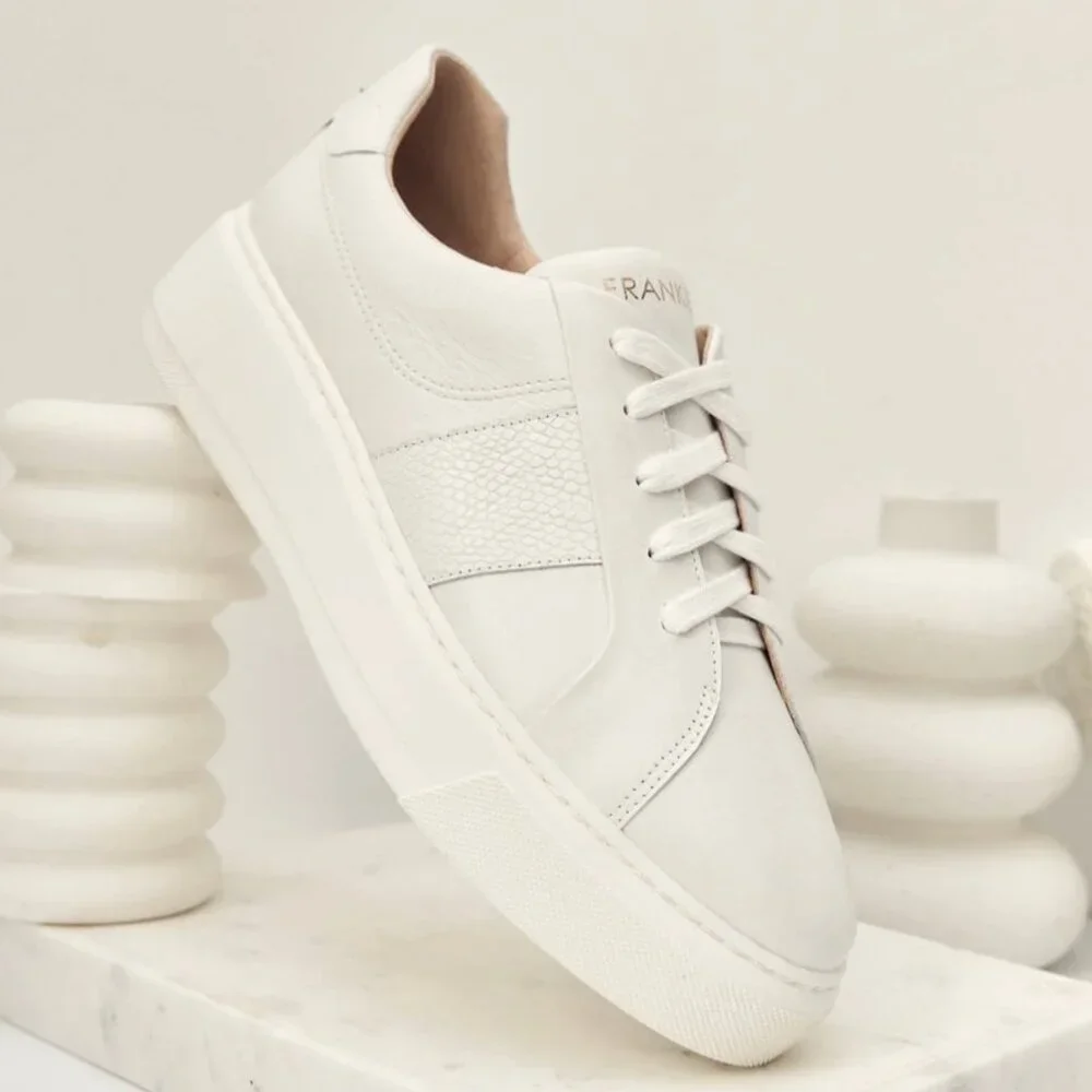 FRANKIE4 Riley Sneakers in White Tumbled - Women's 9.5 - Picture 1 of 5